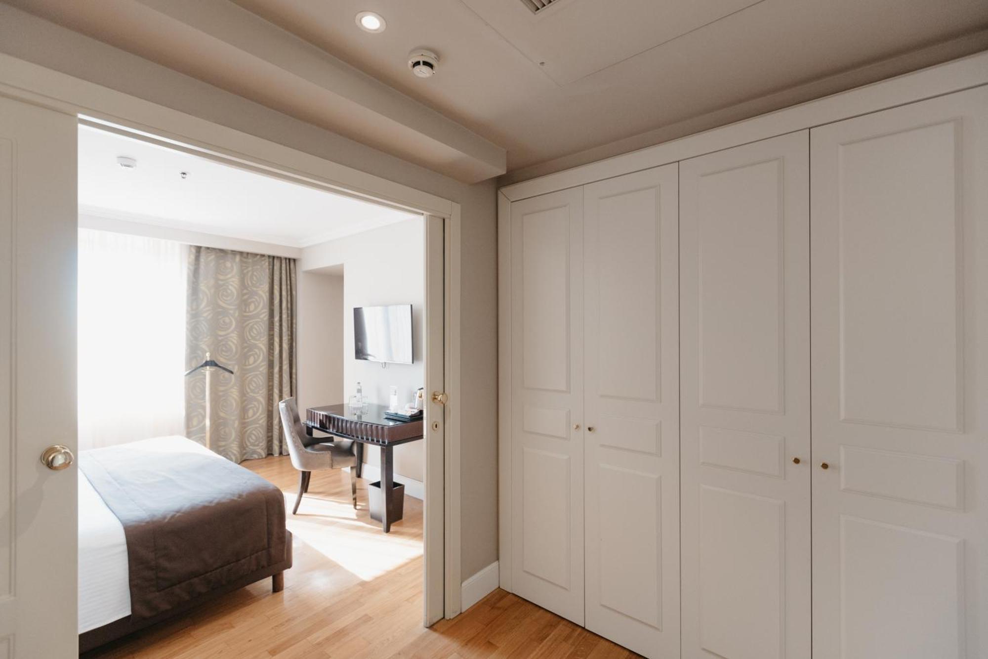 Superior Zimmer mit Kingsize-Bett